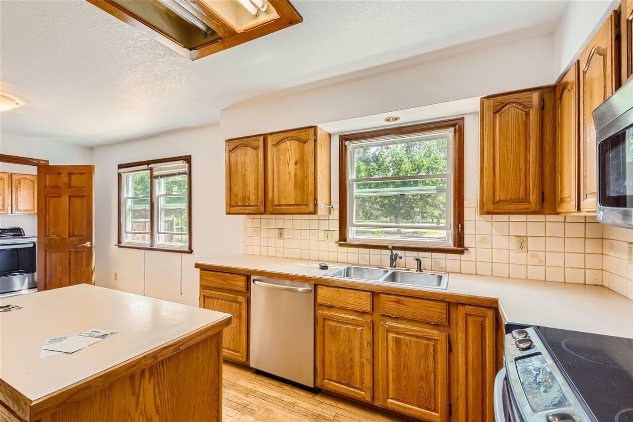 5218 Mcmurry Ave - Photo 6 of 29