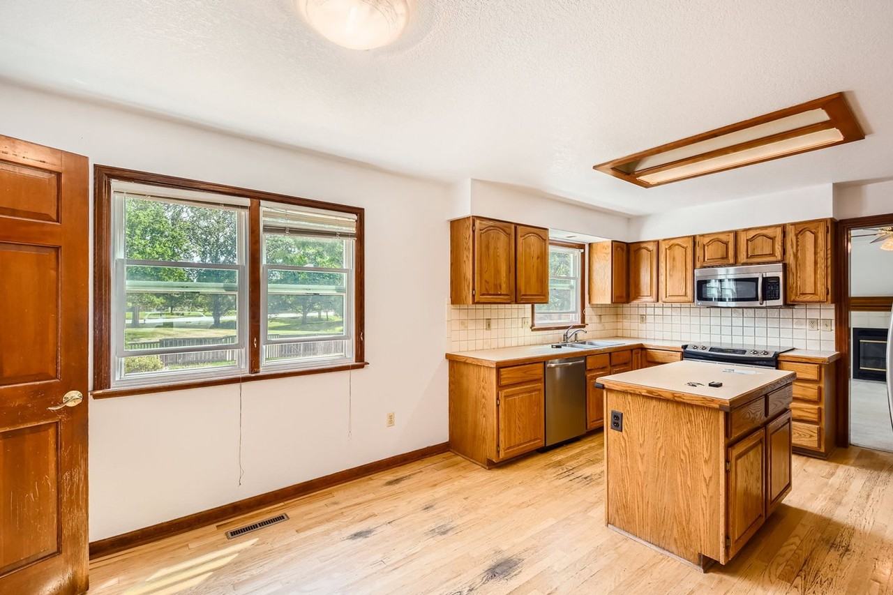 5218 Mcmurry Ave - Photo 7 of 29