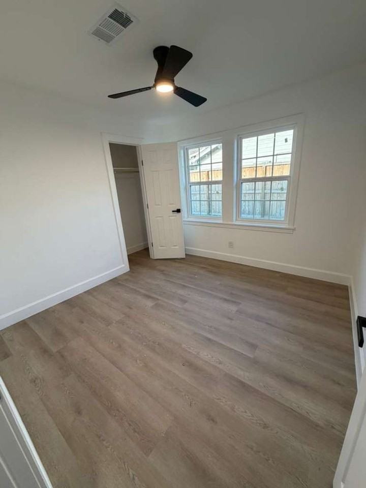 5938 Doulton Dr - Photo 5 of 12
