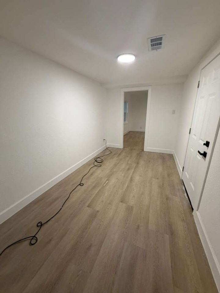 2407 Pannell St - Photo 2 of 7