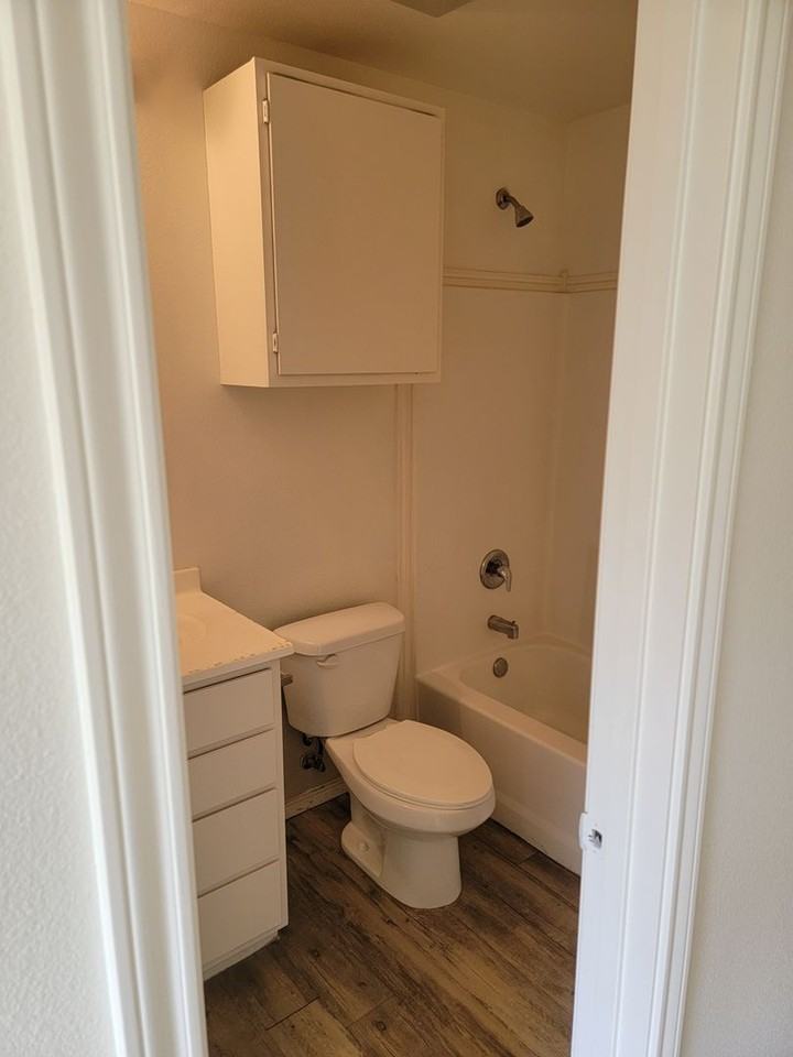 110 80th St - Photo 2 of 10