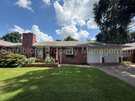 featured image of 4534 E 39th St