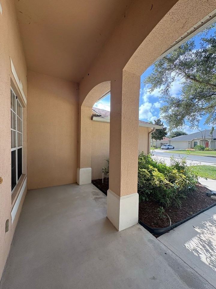 3185 Soft Breeze Cir - Photo 2 of 43