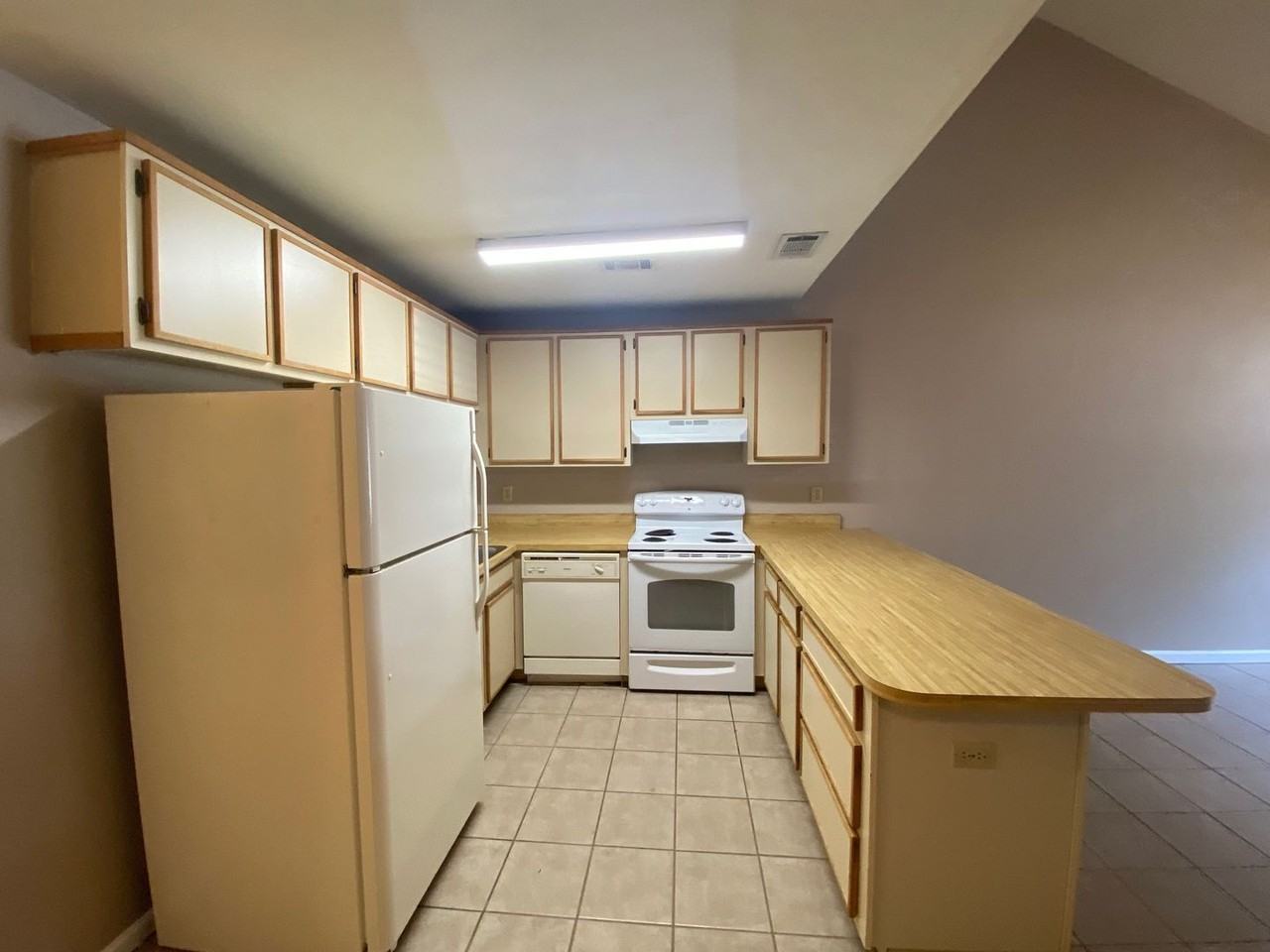 1284 High Rd - Photo 5 of 24