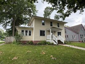 403 Englewood Ct - Photo 1 of 1