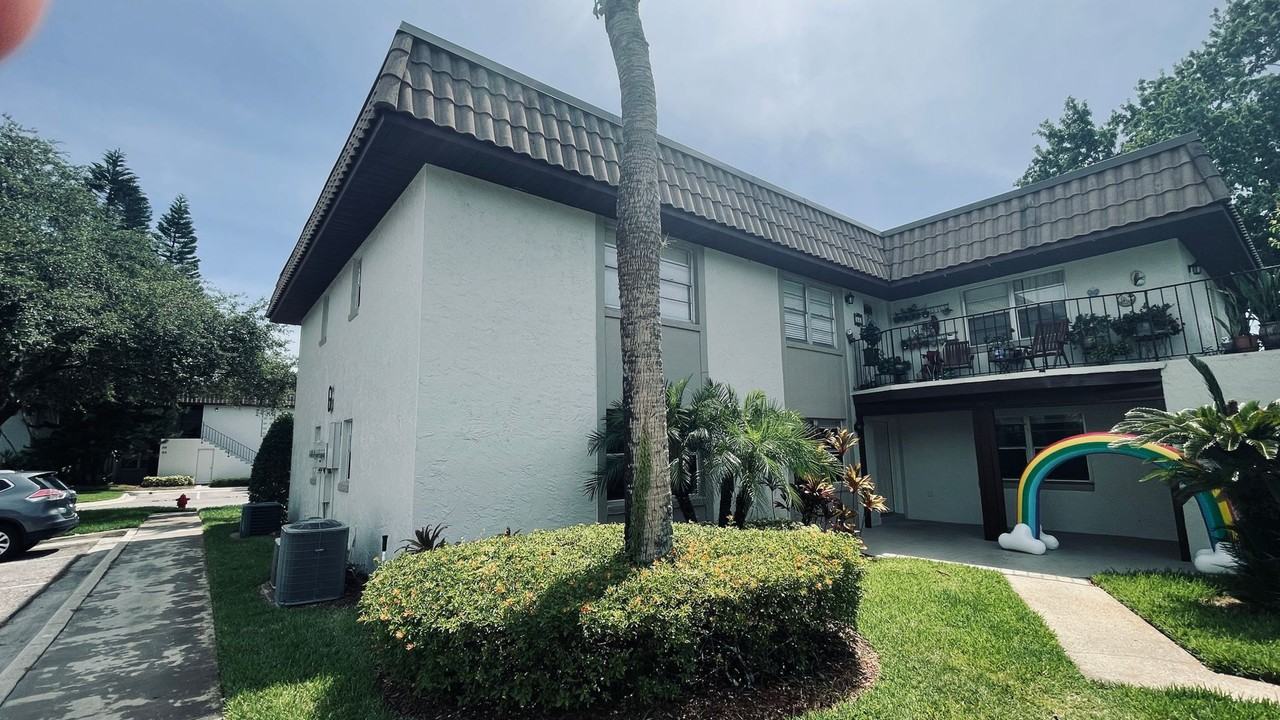 53 53 Windtree Ln. G 102 - Photo 2 of 20