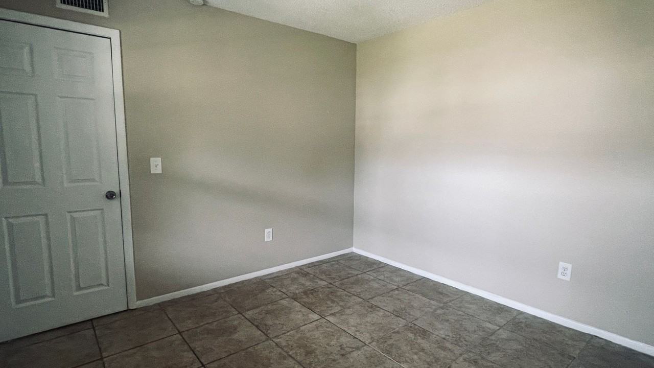 53 53 Windtree Ln. G 102 - Photo 4 of 20