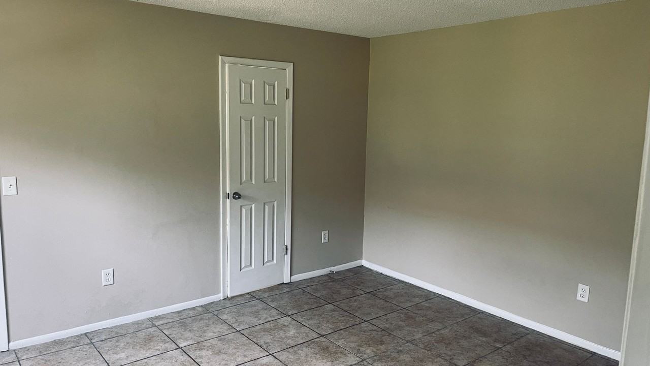 53 53 Windtree Ln. G 102 - Photo 7 of 20