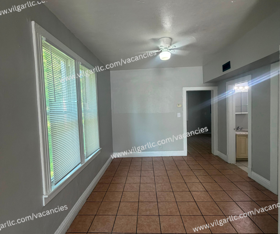 5634 Claude Ave - Photo 6 of 23
