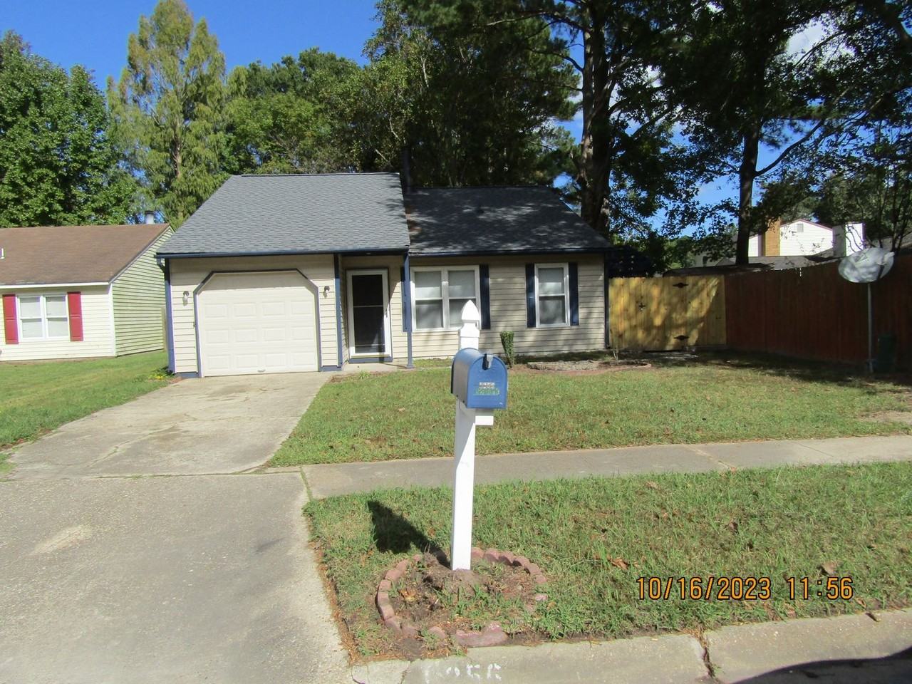 1256 Eaglewood Dr - Photo 4 of 35