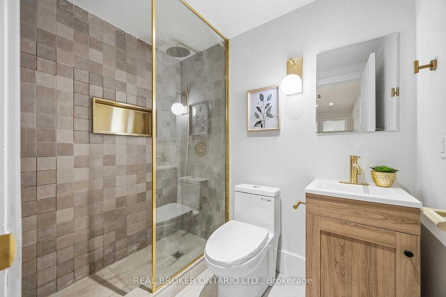 102 Boultbee Avenue - Photo 20