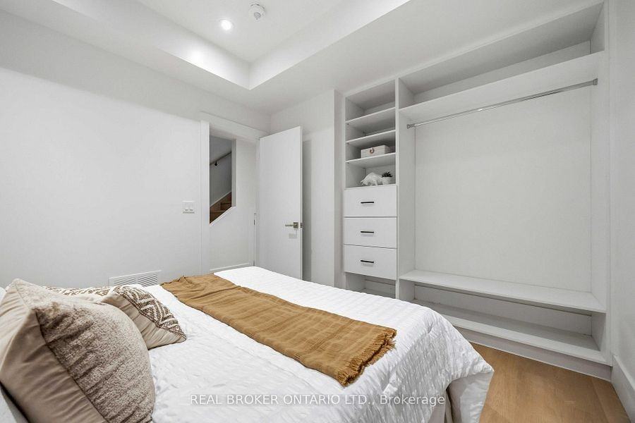 102 Boultbee Avenue - Photo 19