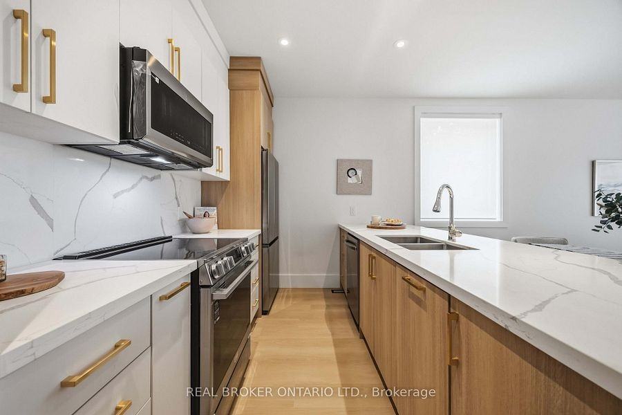 102 Boultbee Avenue - Photo 8