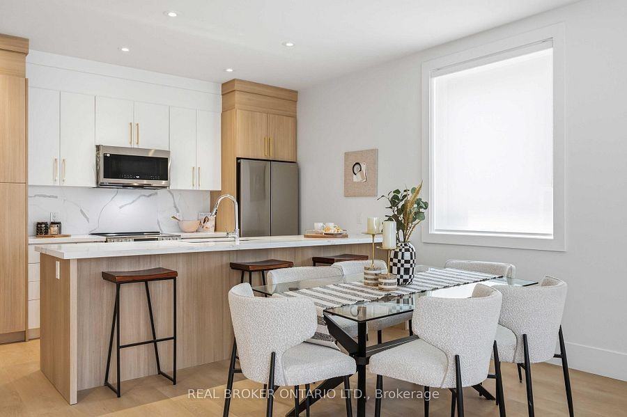 102 Boultbee Avenue - Photo 10