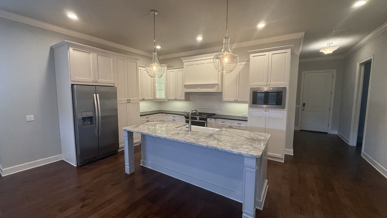 636 Sw 128th Ter - Photo 7 of 27
