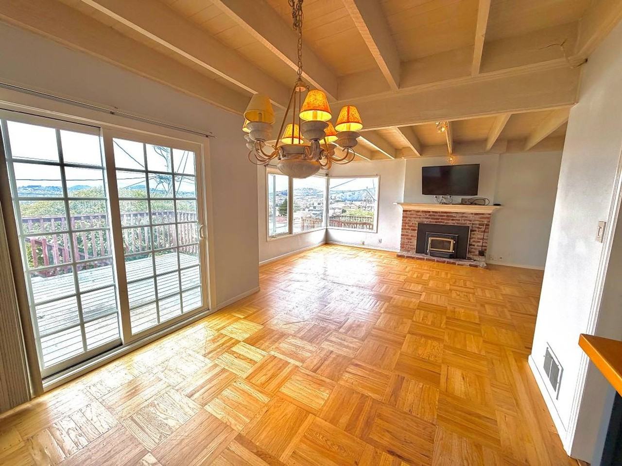 68 Crestline Ave - Photo 5 of 22