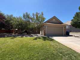 featured image of 519 W Harvest Ln