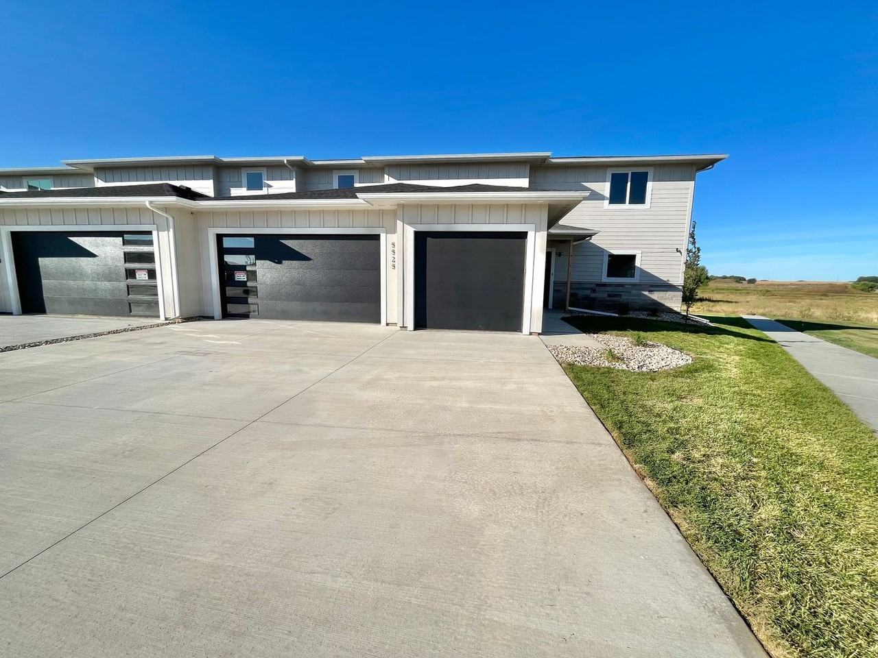 5525 W Liberator Cir