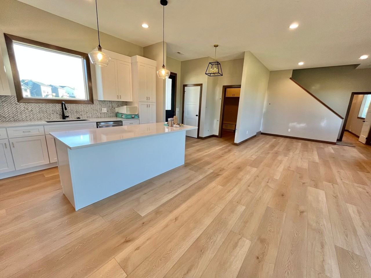 5525 W Liberator Cir - Photo 3 of 29