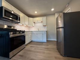 featured image of 833 Randolph Ave