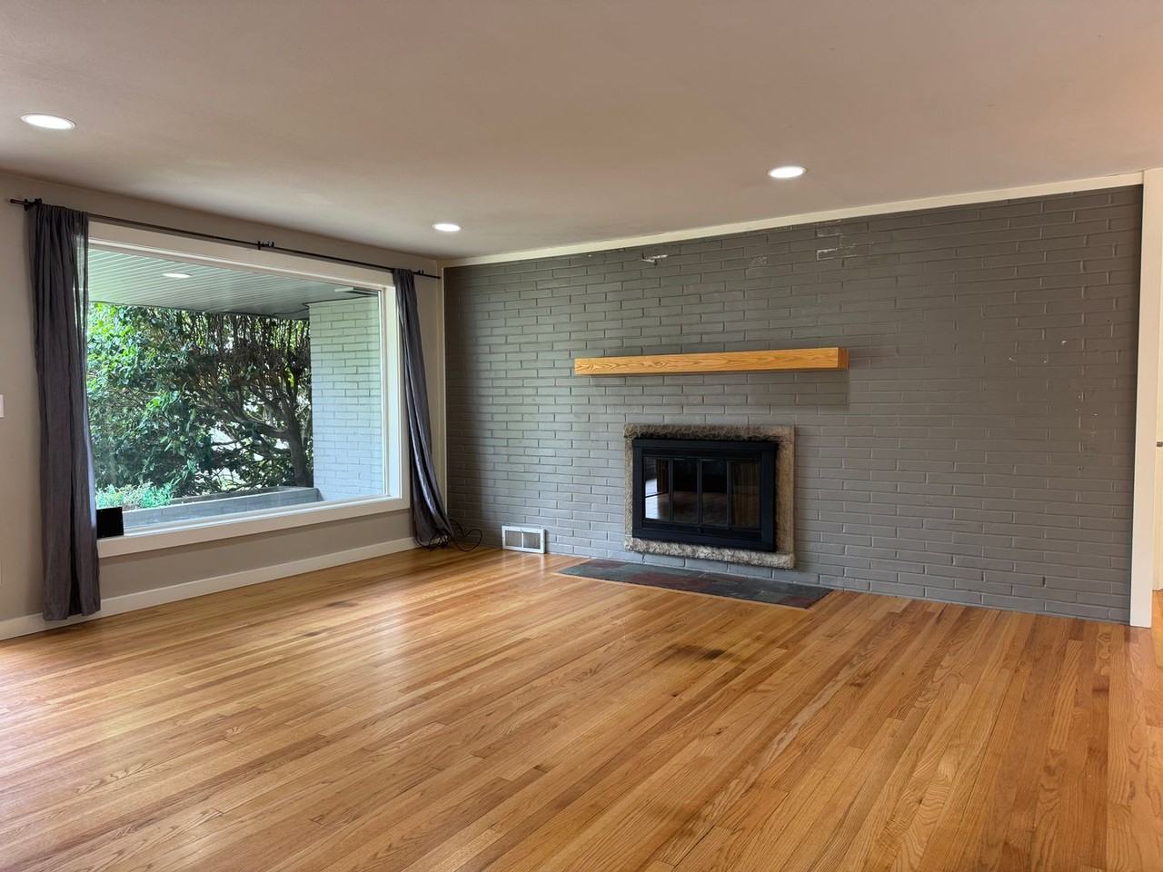 10005 Ne 31st Pl - Photo 2 of 22