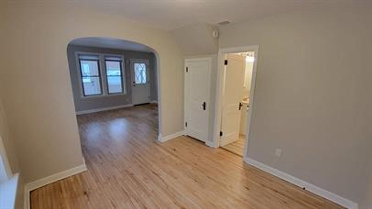 1316 Baxter Ave - Photo 5 of 41