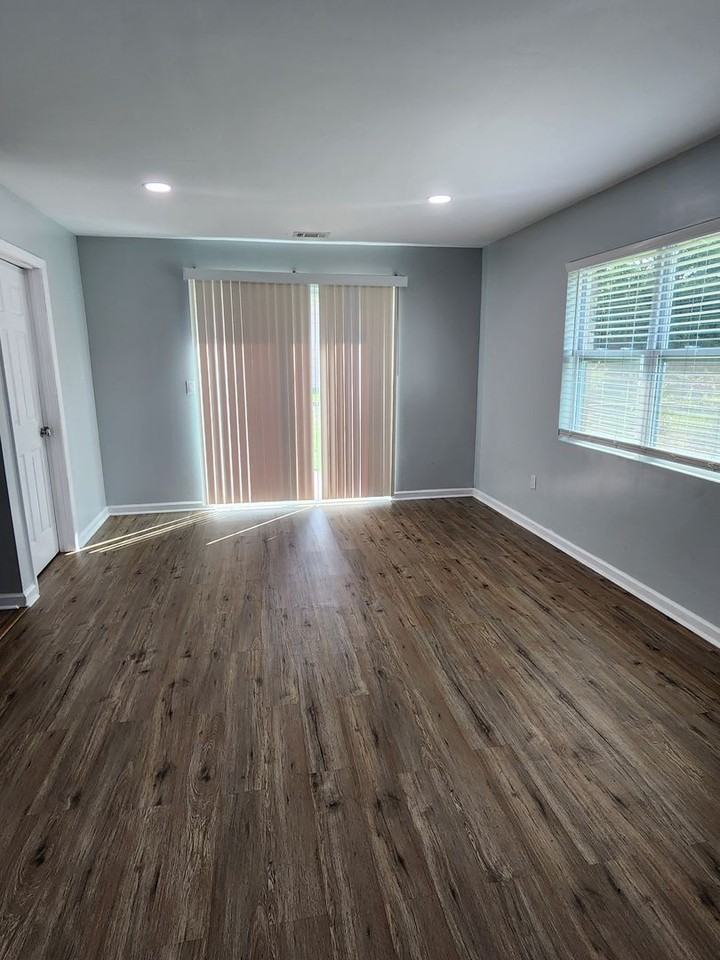 728 Bacon Rd - Photo 5 of 13