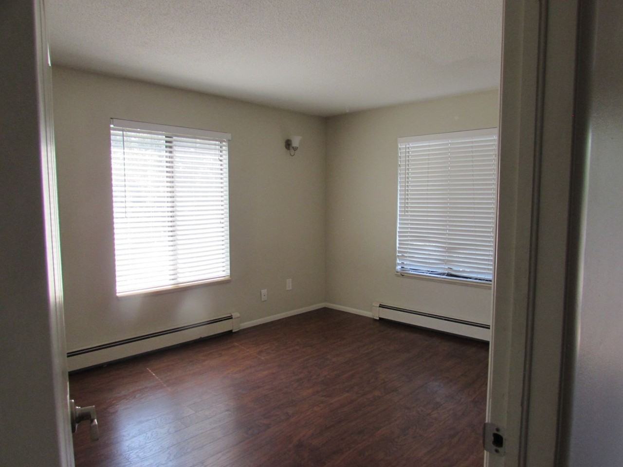 3231 Lakeside Dr #209 - Photo 4 of 12