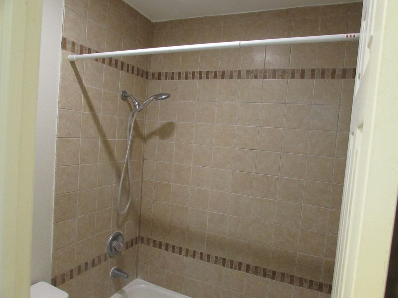3231 Lakeside Dr #209 - Photo 7 of 12