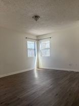 736 W Century Blvd - Photo 1 of 1