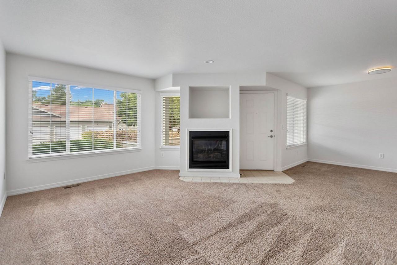 5550 Corbett Dr - Photo 5 of 25