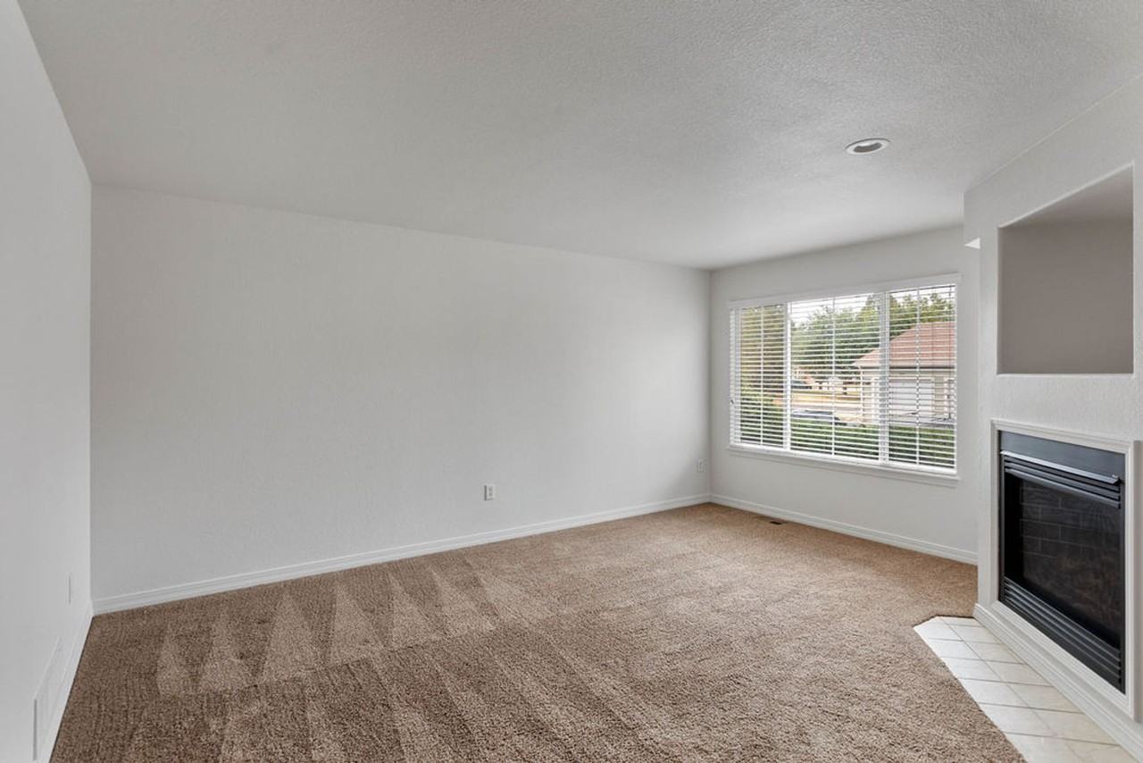 5550 Corbett Dr - Photo 6 of 25