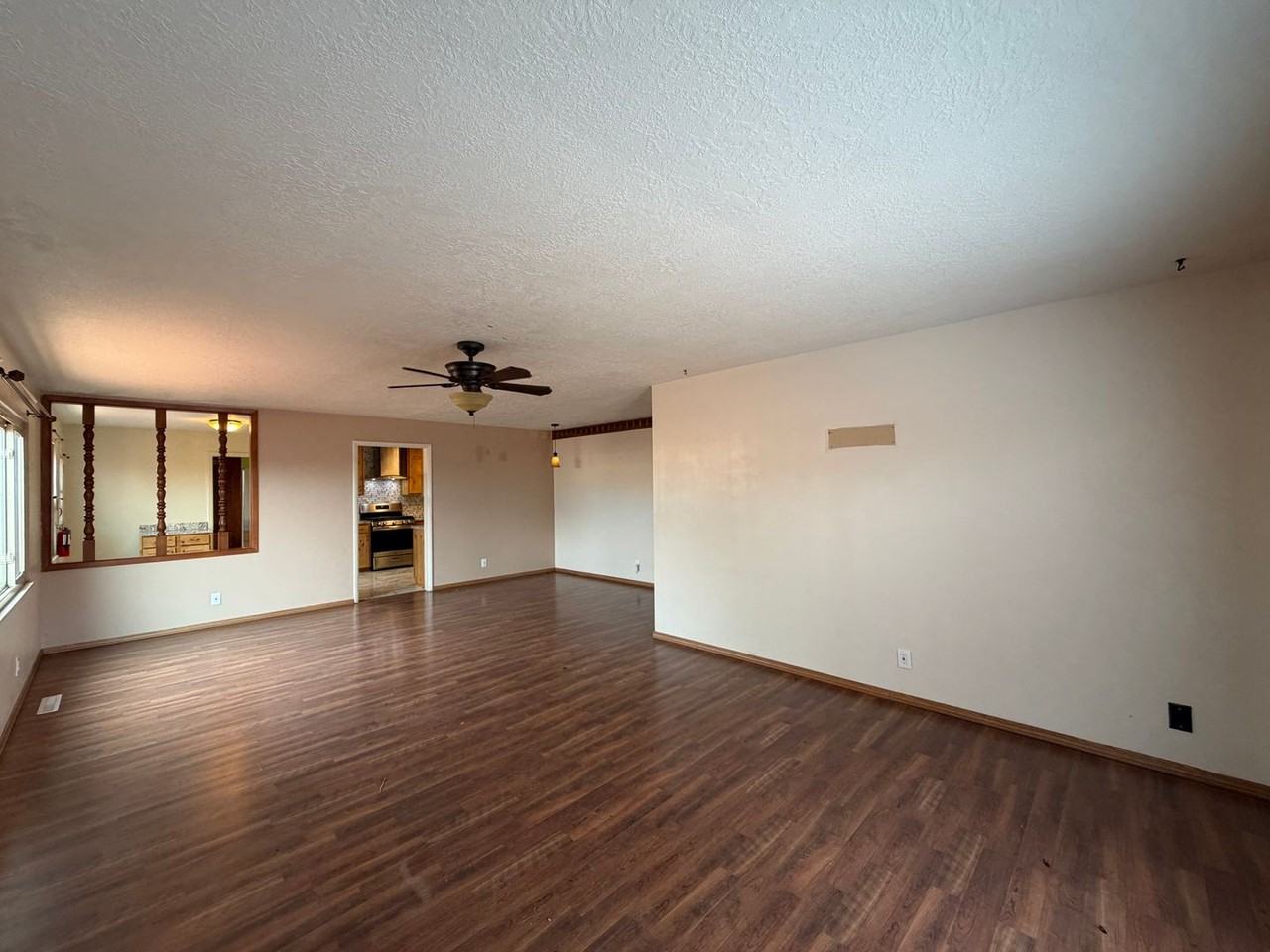 10912 Woodland Ave Ne - Photo 5 of 22