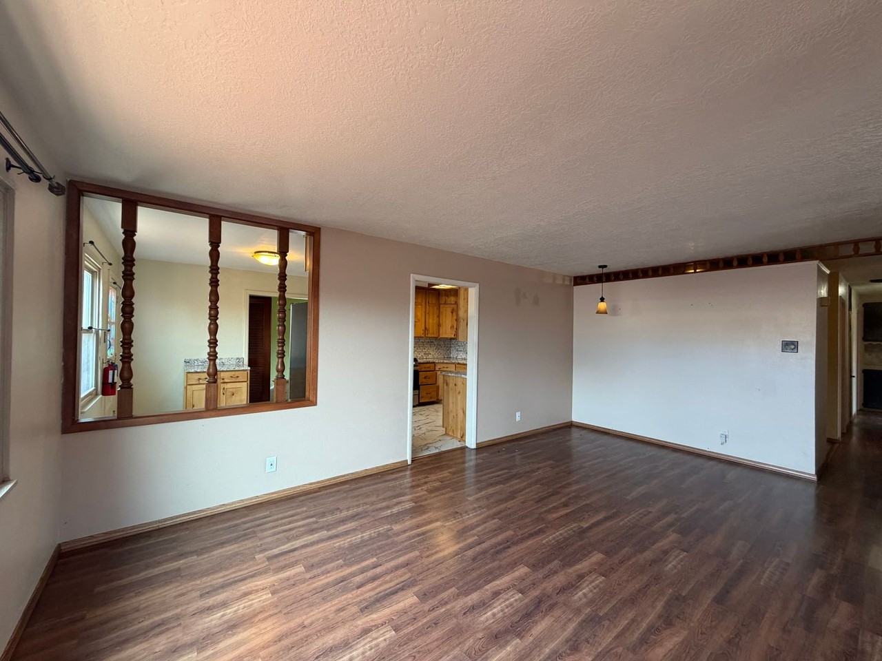 10912 Woodland Ave Ne - Photo 7 of 22