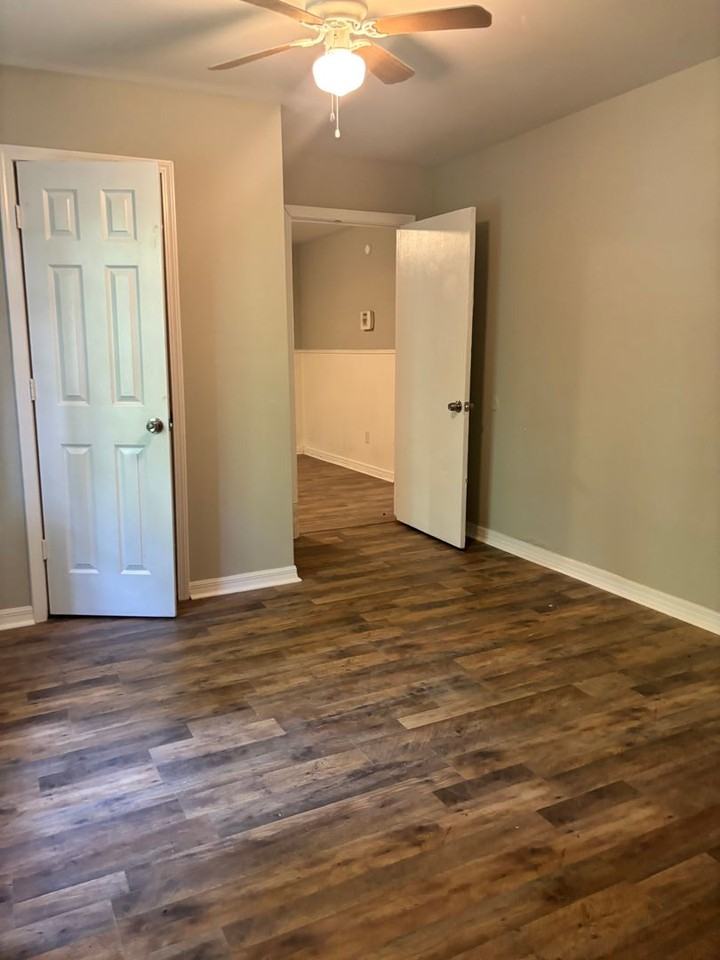 3251 Corey Dr - Photo 4 of 10
