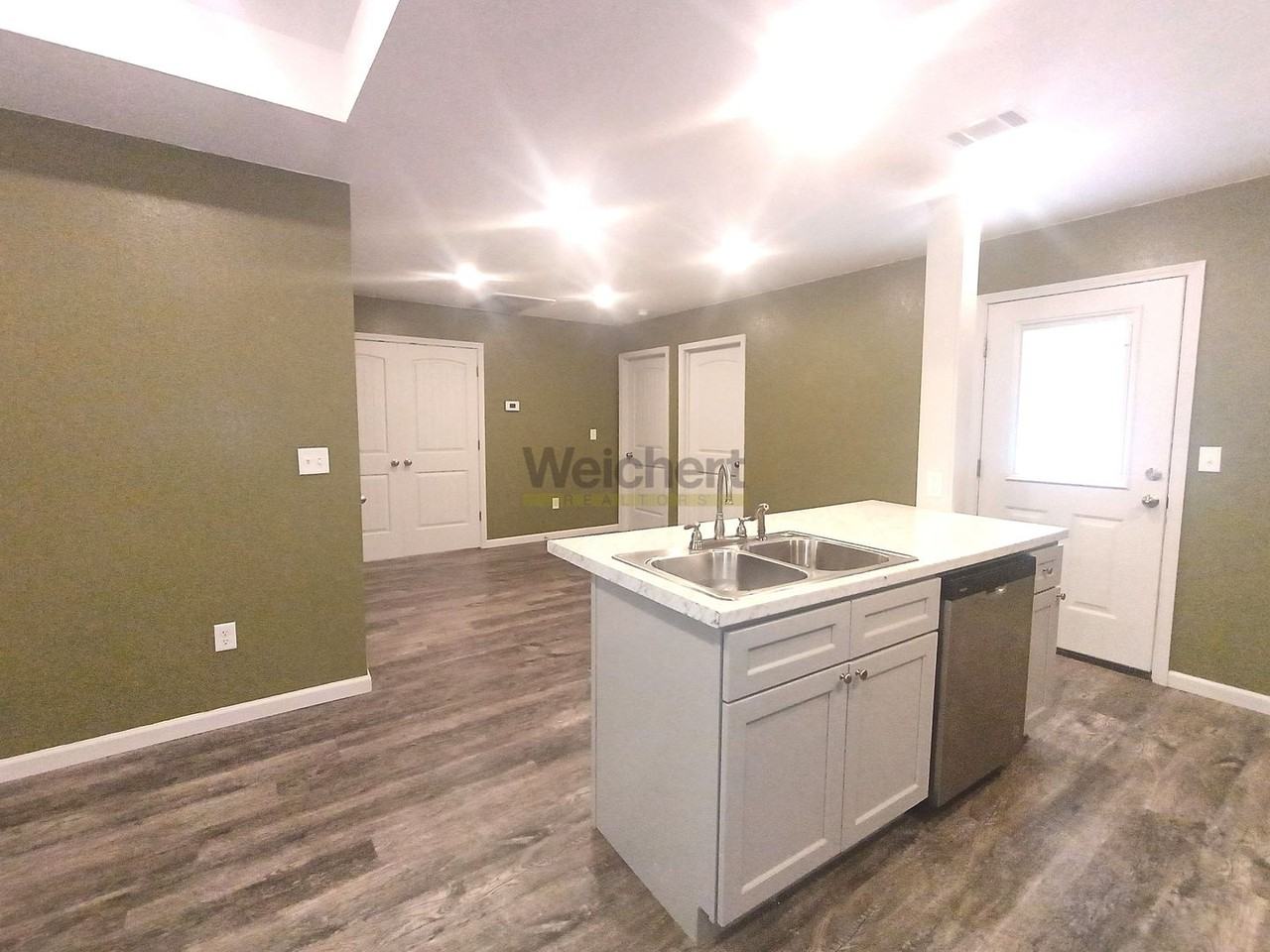99 Formon Dr - Photo 5 of 19
