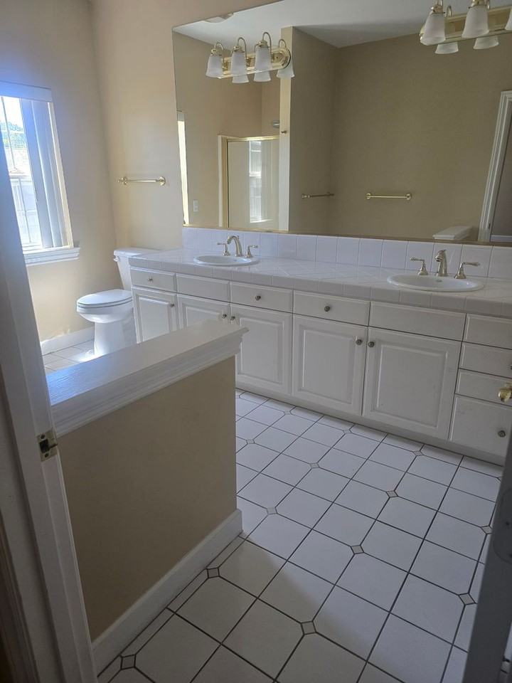 1995 Nw Highland Ave - Photo 7 of 14