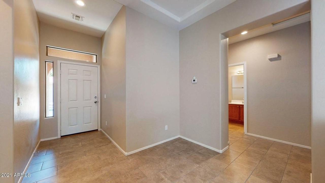 7637 E Billings St - Photo 5 of 28