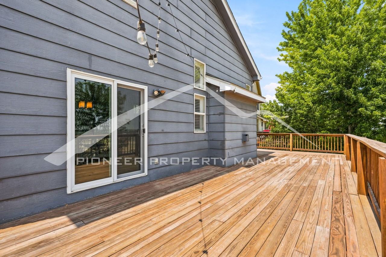 333 Sanders Cir - Photo 7 of 26