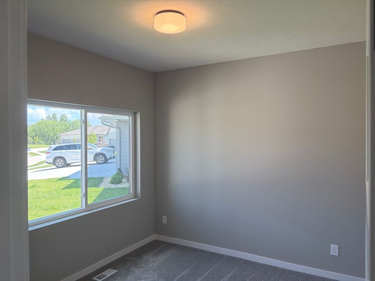 14805 Willow St - Photo 7 of 22