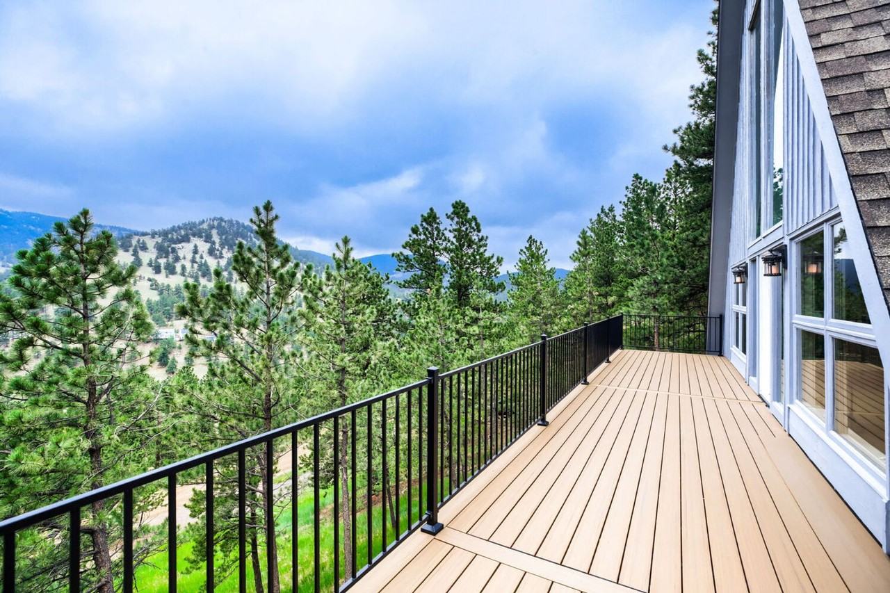 545 Bow Mountain Rd - Photo 4 of 33