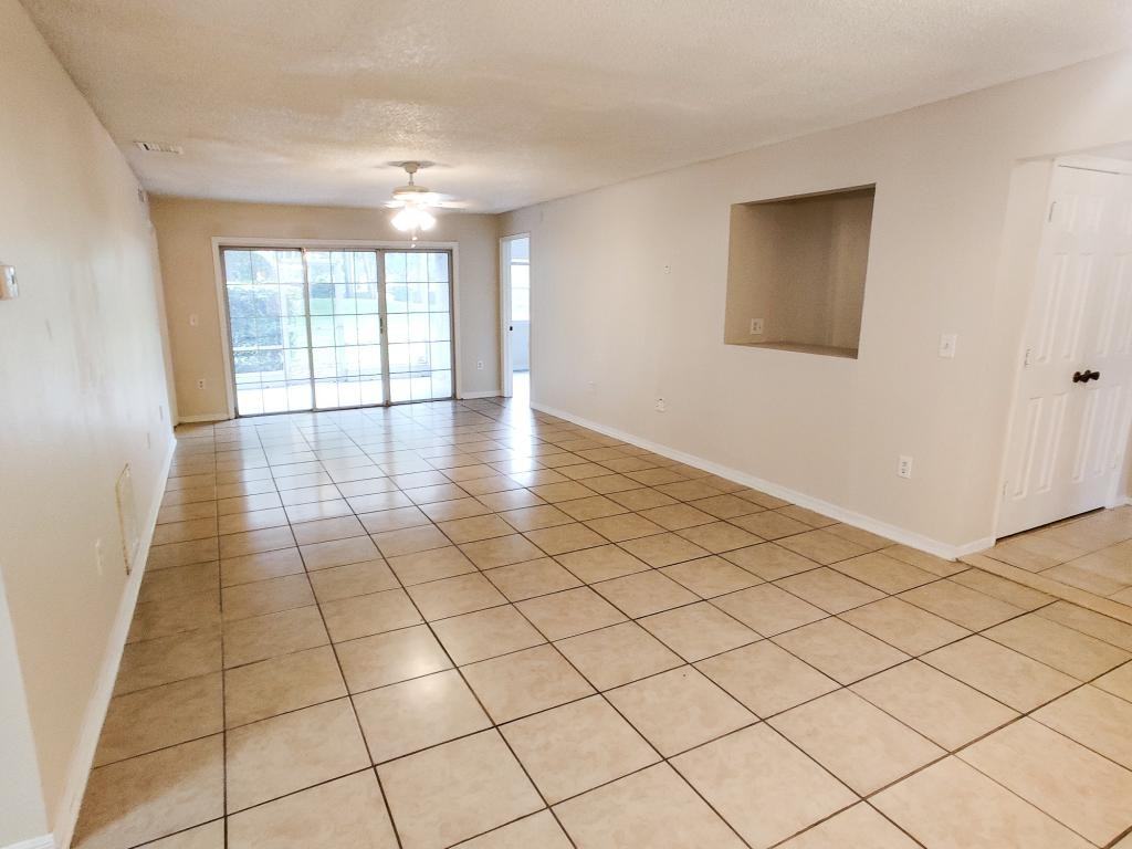 8105 Olympia Ct - Photo 3 of 31