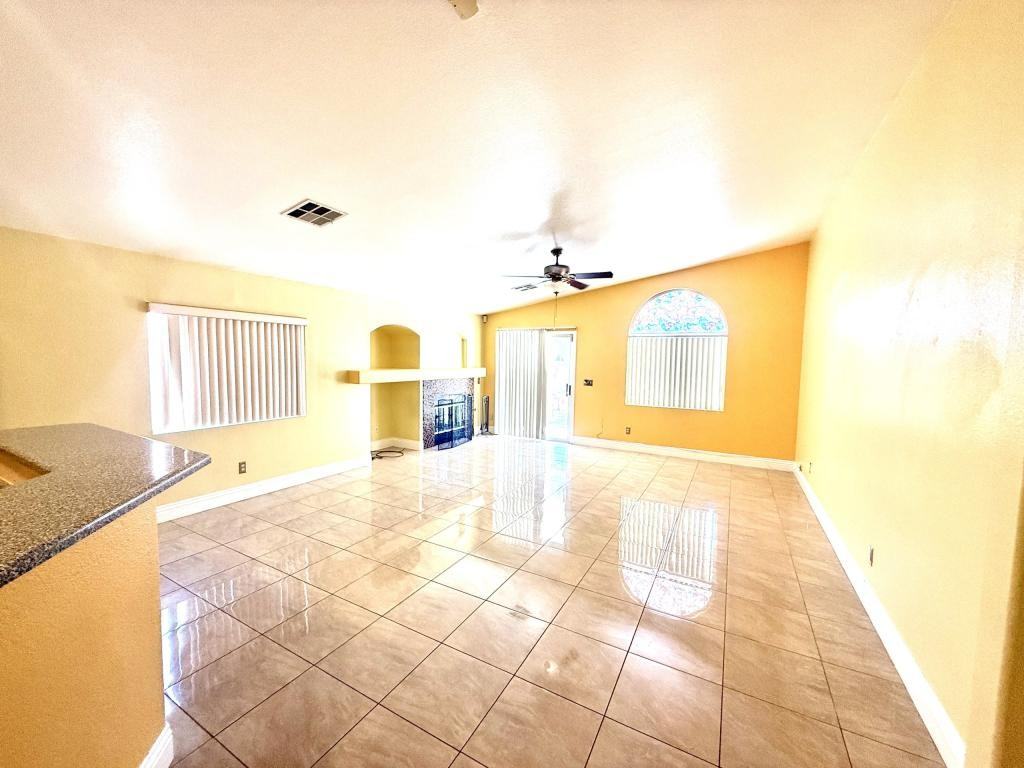 4851 Stormy Ridge St - Photo 3 of 22