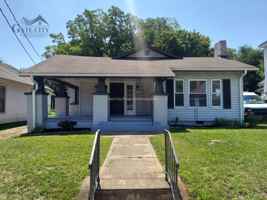 featured image of 1105 Adams St