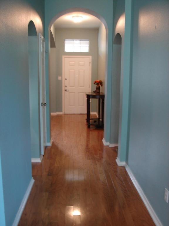 625 Winding Brook Ln - Photo 2 of 19