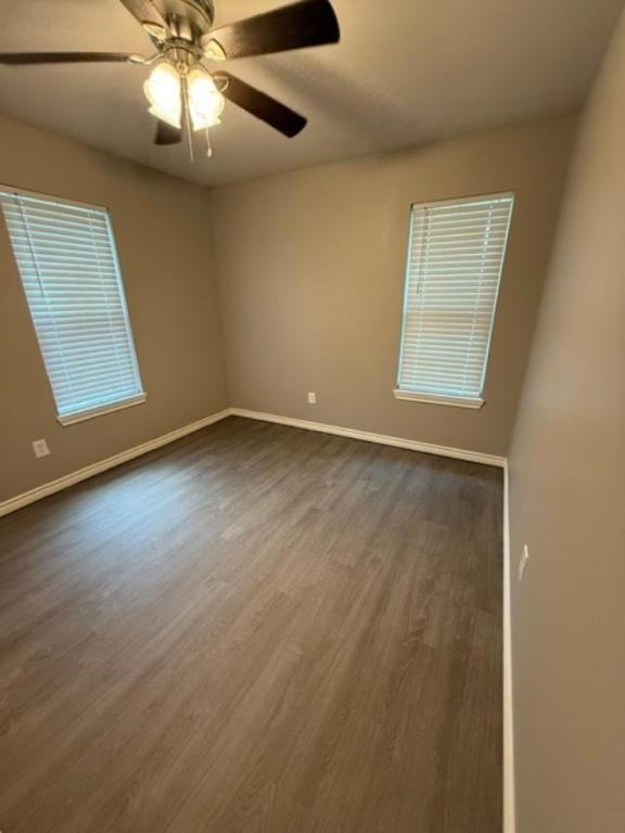 14560 Tucker St N - Photo 7 of 10