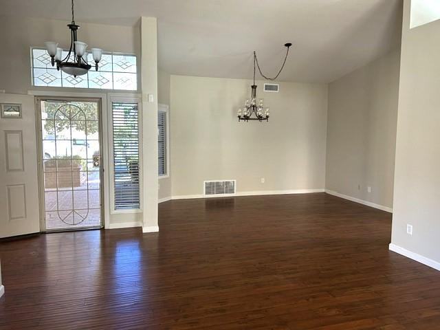 2800 Banyan Tree Ln - Photo 4 of 14