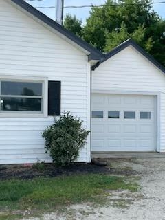 4468 S Bloomingsport Rd - Photo 3 of 7