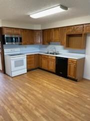 4468 S Bloomingsport Rd - Photo 4 of 7
