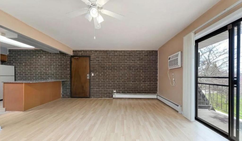 238 E Bailey Rd - Photo 4 of 9